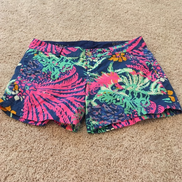 Lilly Pulitzer shorts - Picture 1 of 3